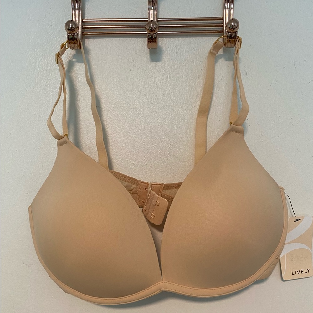 Lively All-Day Deep V No-Wire
